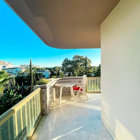 Great Puerto Banus * 马尔韦利亚